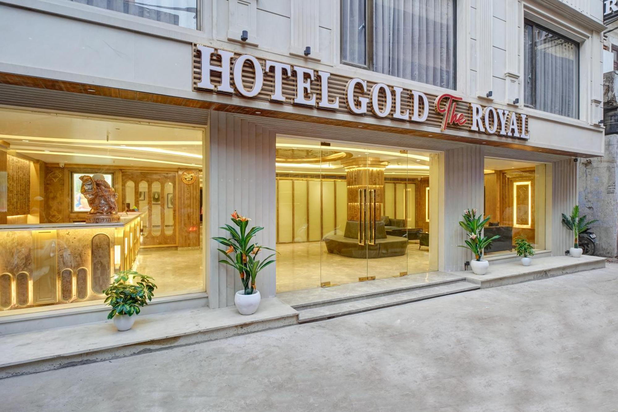Newly Built Gold The Royal With Rooftop Restaurant - 2Mins Walk From New Delhi Rail Station & 5Mins From Connaught Place Екстер'єр фото